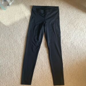 Size small Nike pro leggings